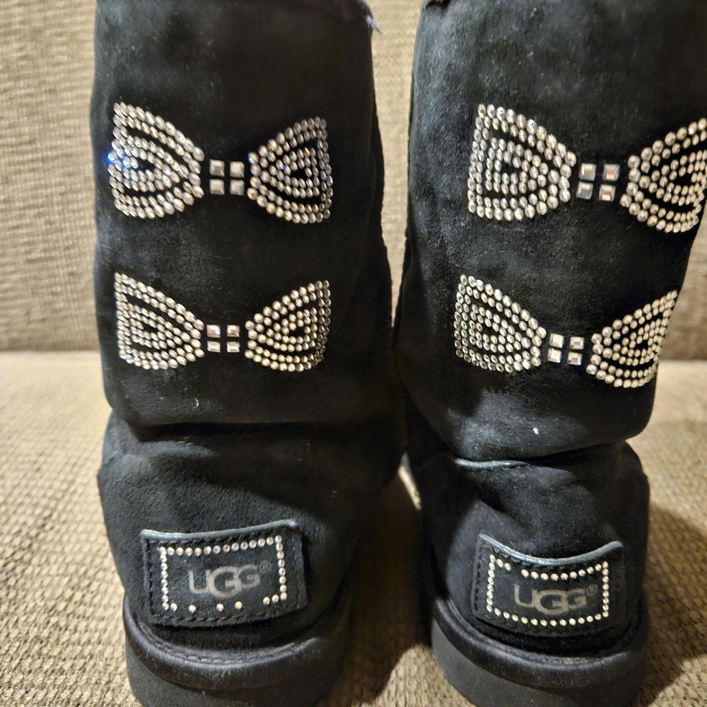 Womens Ugg Black Boots w/Swarovski Crystal Bows